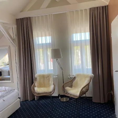 Πανσιόν Baltia 4*